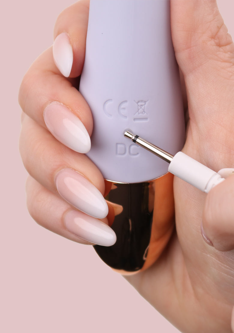Amour - Dual Stimulation Warming Vibrator - Perfectly Nude Pink