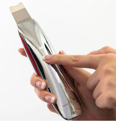 Touch Beauty -- Ultrasonic Scrub Device